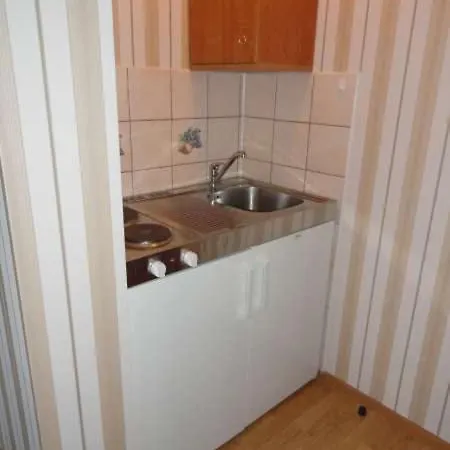 Przy Morzu Roza Wiatrow בית הארחה